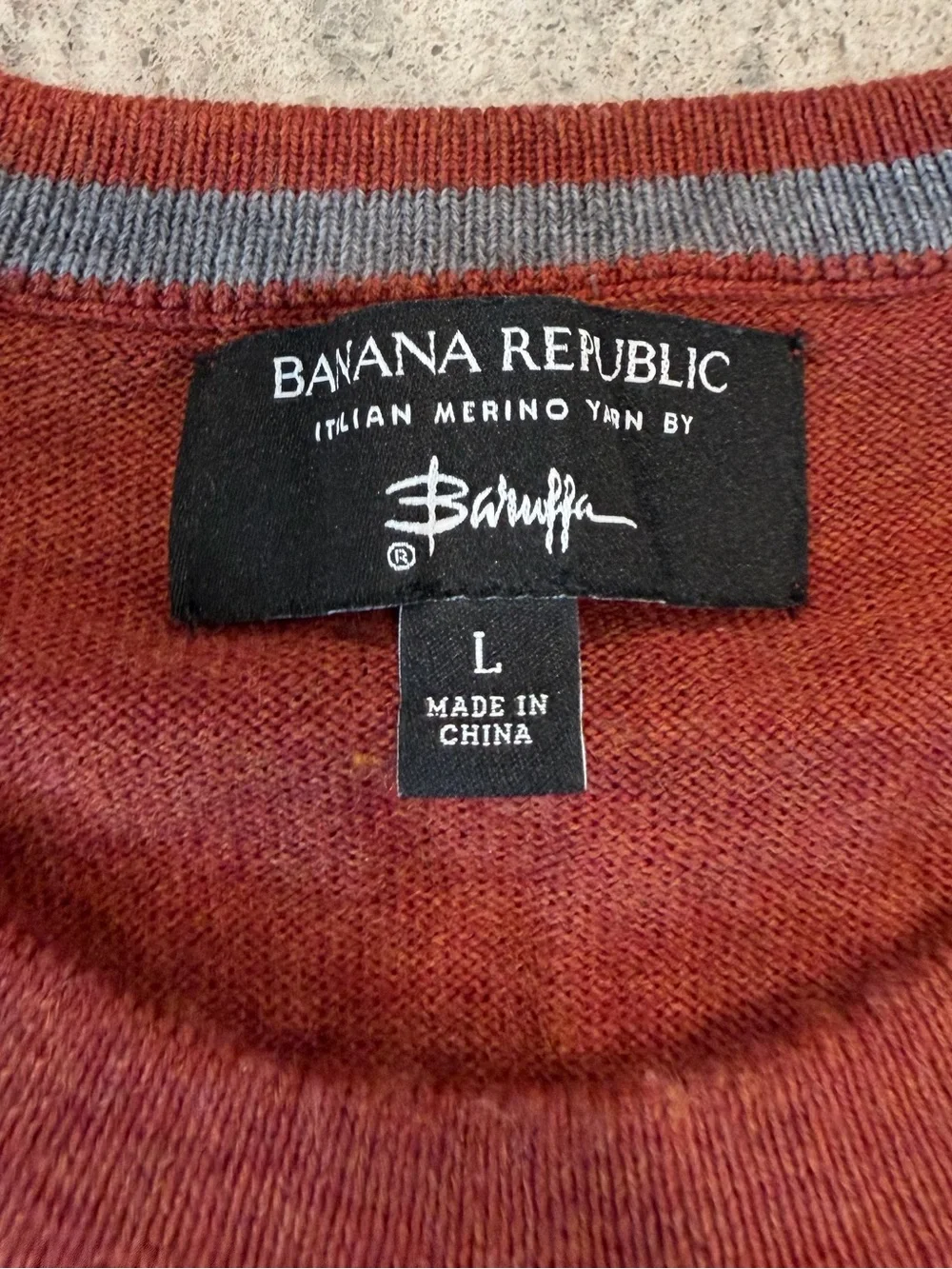 Banana Republic Men’s 100% Merino Wool Rust Crewneck Sweater-Large